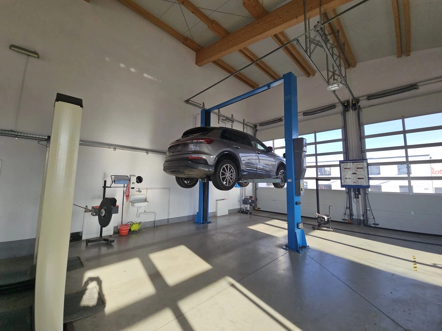 Schaden Unfallgutachten im Much